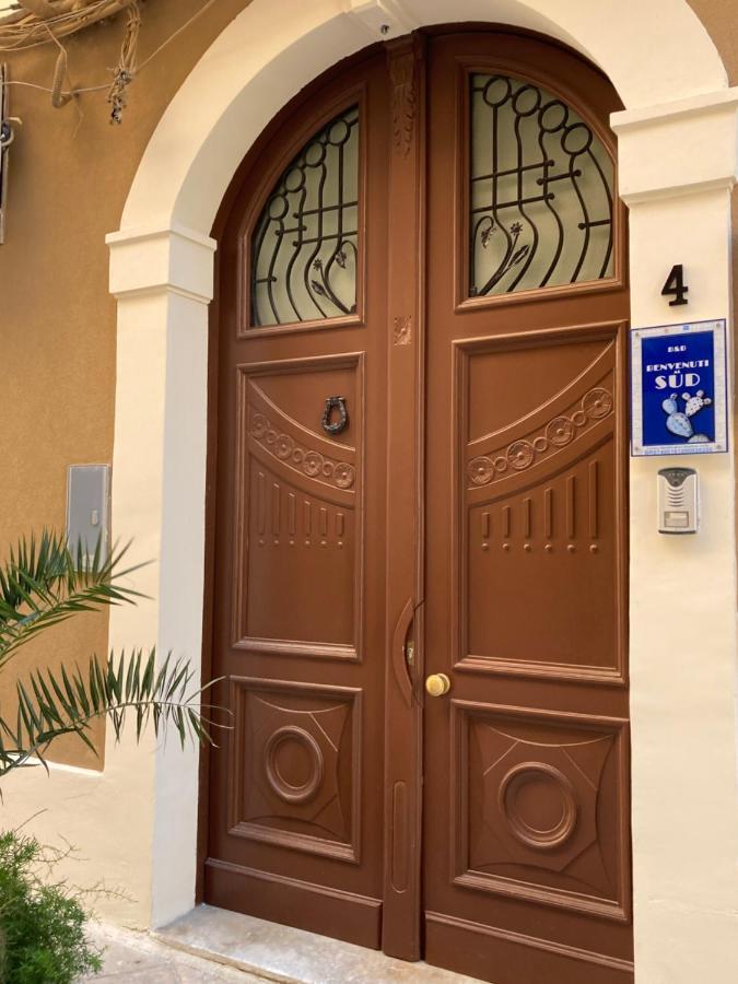 브린디시 Benvenuti Al Sud B&B 외부 사진
